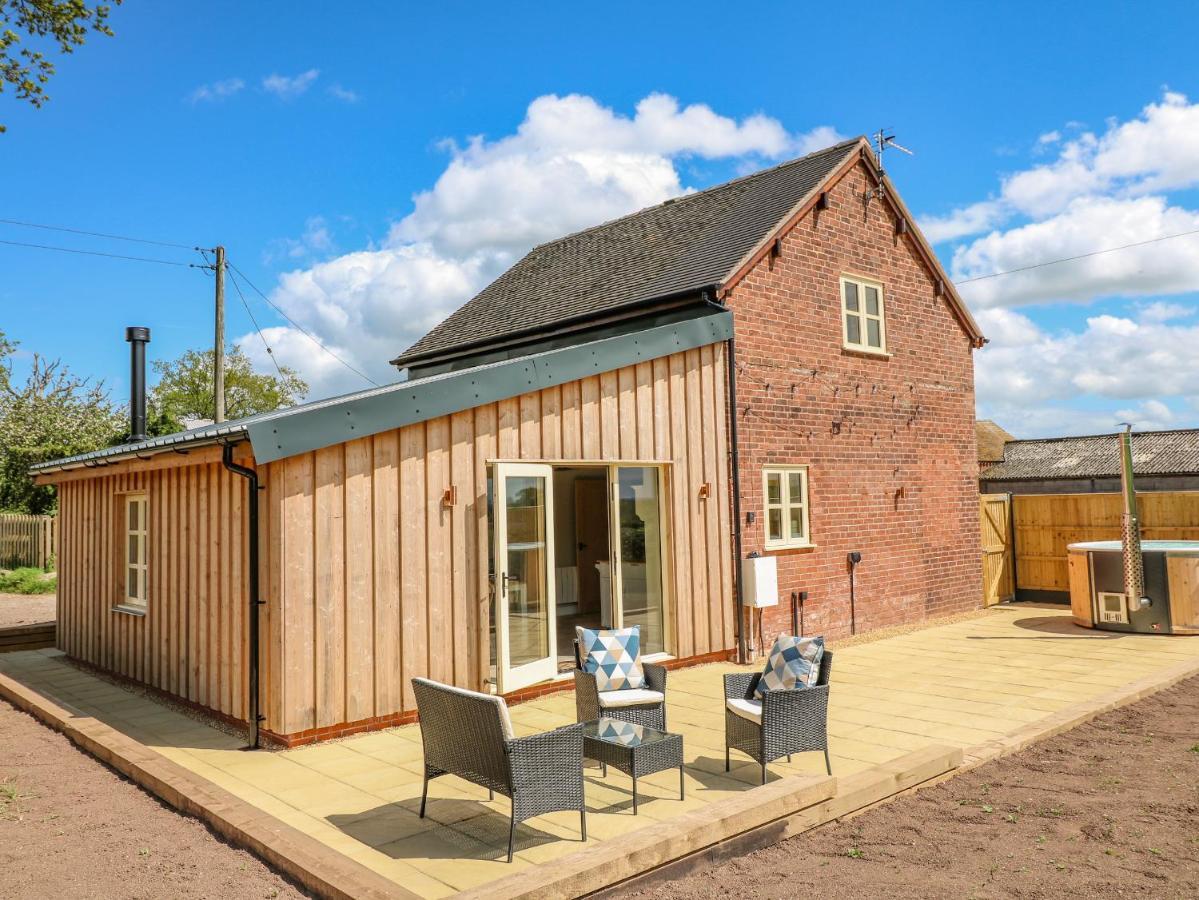 Acorn Lodge Stafford Exterior foto